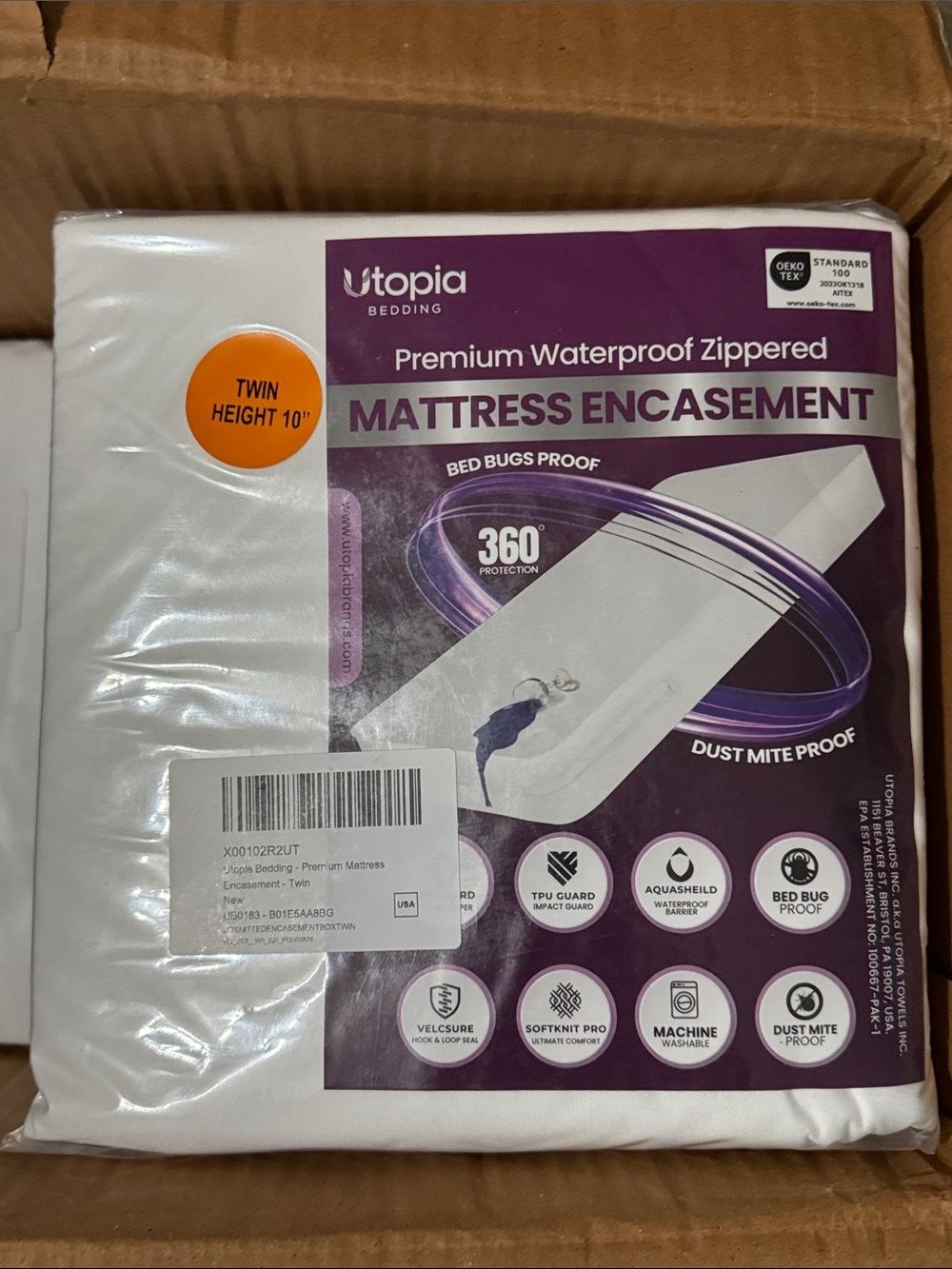 White Waterproof Zippered Mattress Encasement - Twin Height 10"